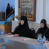 В Сезеновском монастыре прошел круглый стол по направлению: "Древние монашеские традиции в условиях современности"