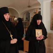 "Приведутся девы в след тебе"...