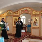 Владыка Максим поздравил матушку игумению с юбилеем
