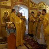 Архиерейская служба в Сезеновской обители