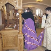 "Серафимой, сиречь пламенем, нареклася еси..."
