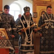 Литургия Преждеосвященных Даров архиерейским чином.