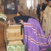 "Серафимой, сиречь пламенем, нареклася еси..."