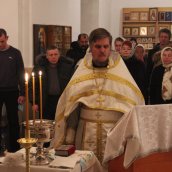 "Явися Спас, благодать и истина, во струях Иорданских"