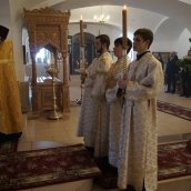 "Серафимой, сиречь пламенем, нареклася еси..."