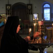 Архиерейская служба в Сезеновской обители.