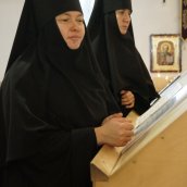 Архиерейская служба в Сезеновской обители