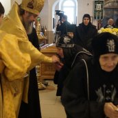 Архиерейская служба в Сезеновской обители-