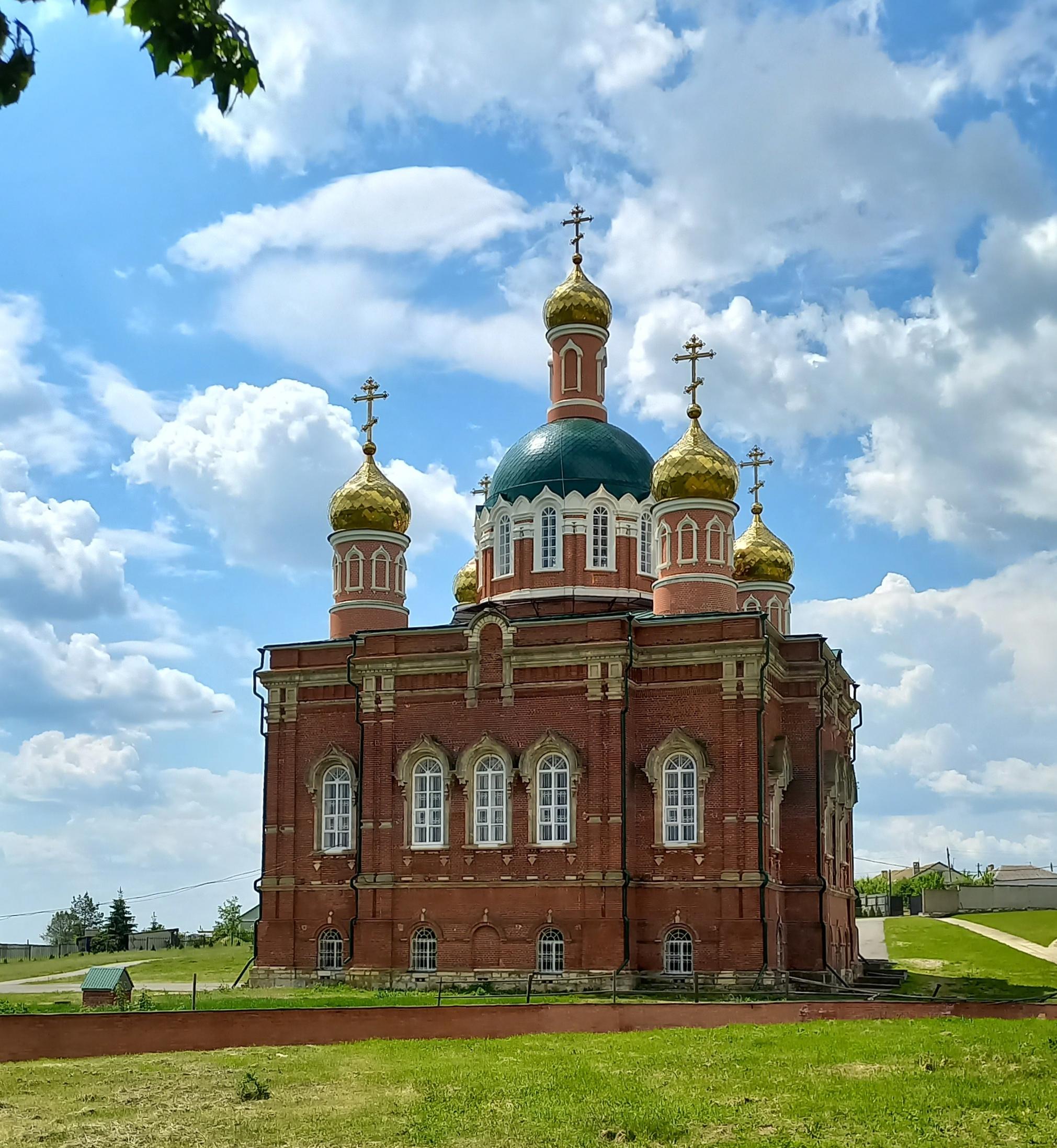 Великое освящение Троицкого храма Сезеновской обители