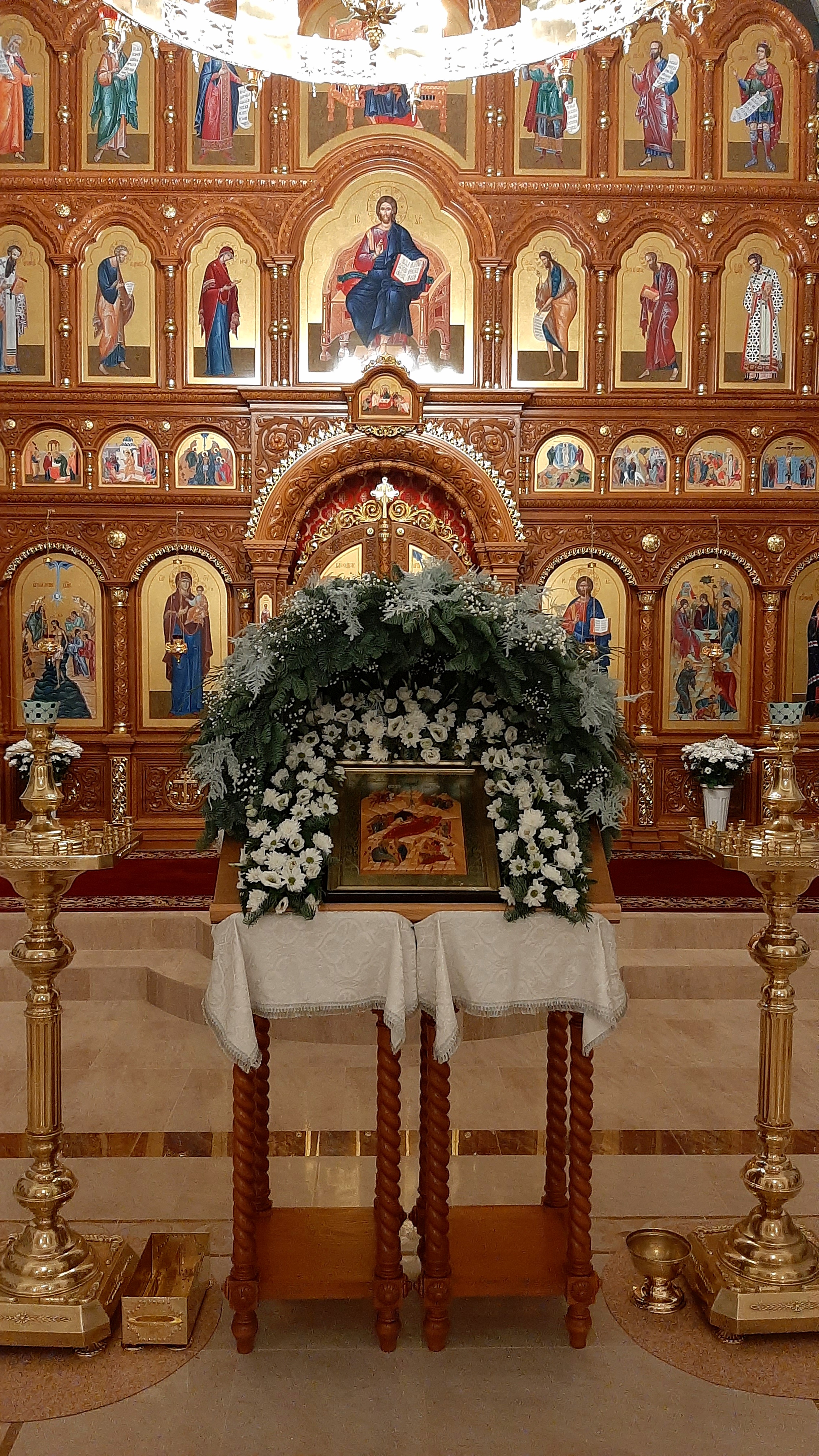 "Христос родился, Бог воплотился" 