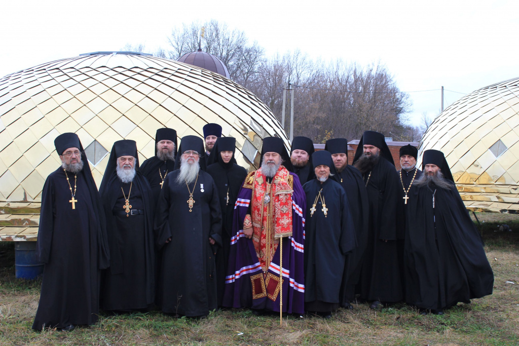 Собрание мужского монашества