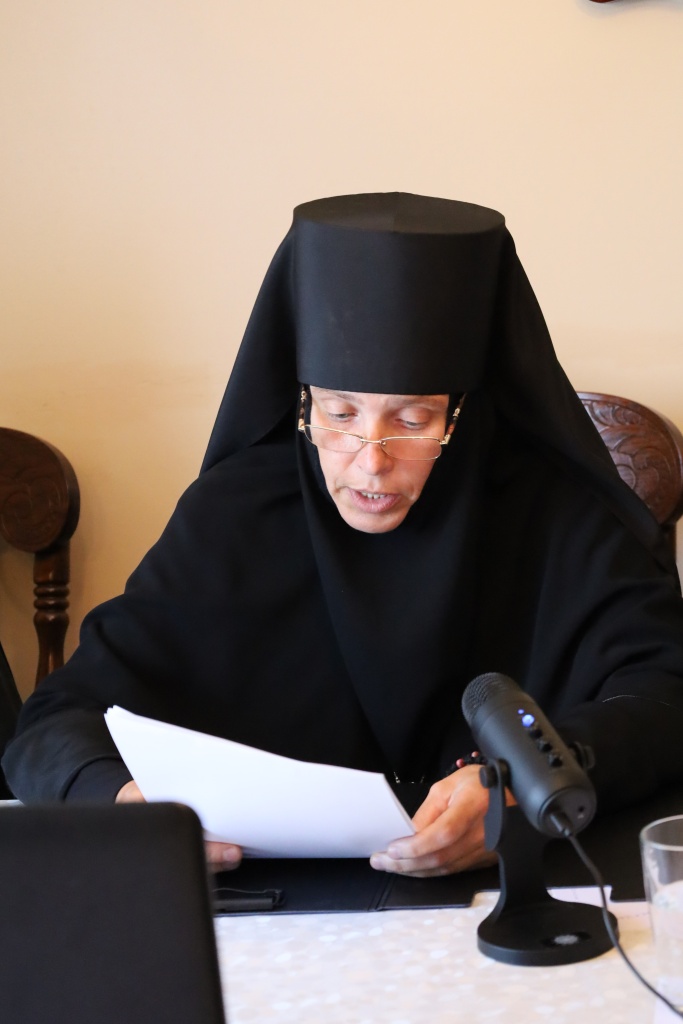  "Суть отречения от мира для современных монахов"