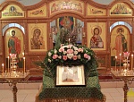 Оса́нна в вы́шних, благослове́н Гряды́й во и́мя Госпо́дне