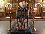 Благовествуй, земле, радость велию, хвалите небеса Божию славу